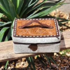 American Darling Cowhide & Tooled Leather Zip Up Jewelry Case -Western Cowboy Equipment Sale 20230501 144659